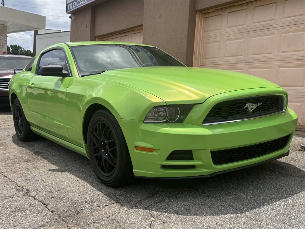 2013 Ford Mustang V6