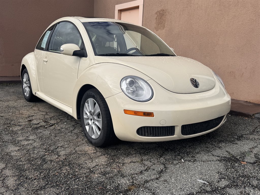 2008 Volkswagen New Beetle S